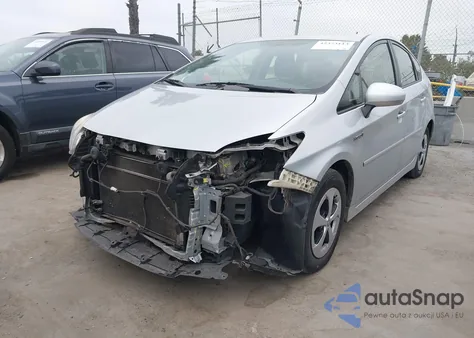 2015 Toyota Prius Three из США, поврежденный, VIN JTDKN3DU3F0441980